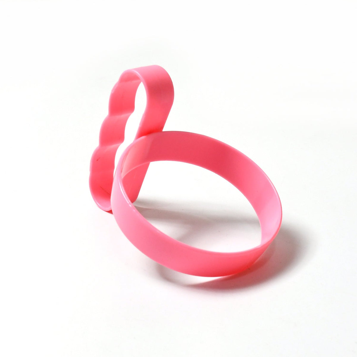 Ergonomic design of the BPA-free plastic tumbler handle, ready for attachment.