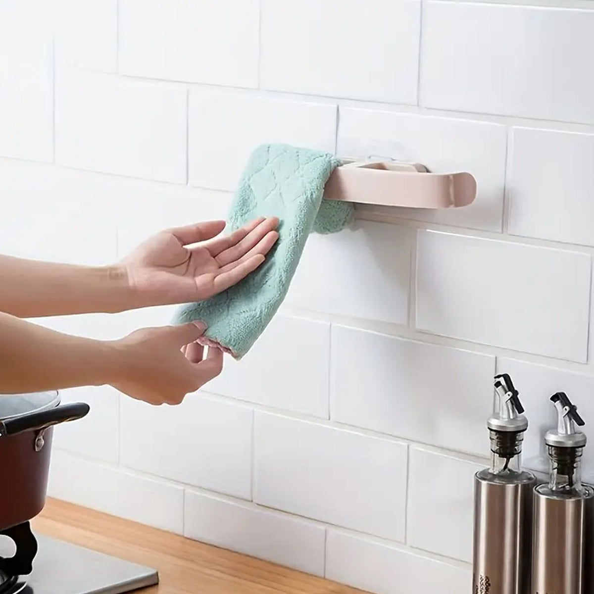 Self-Adhesive Towel Rack – Damage-Free Bathroom Storage | Bathora