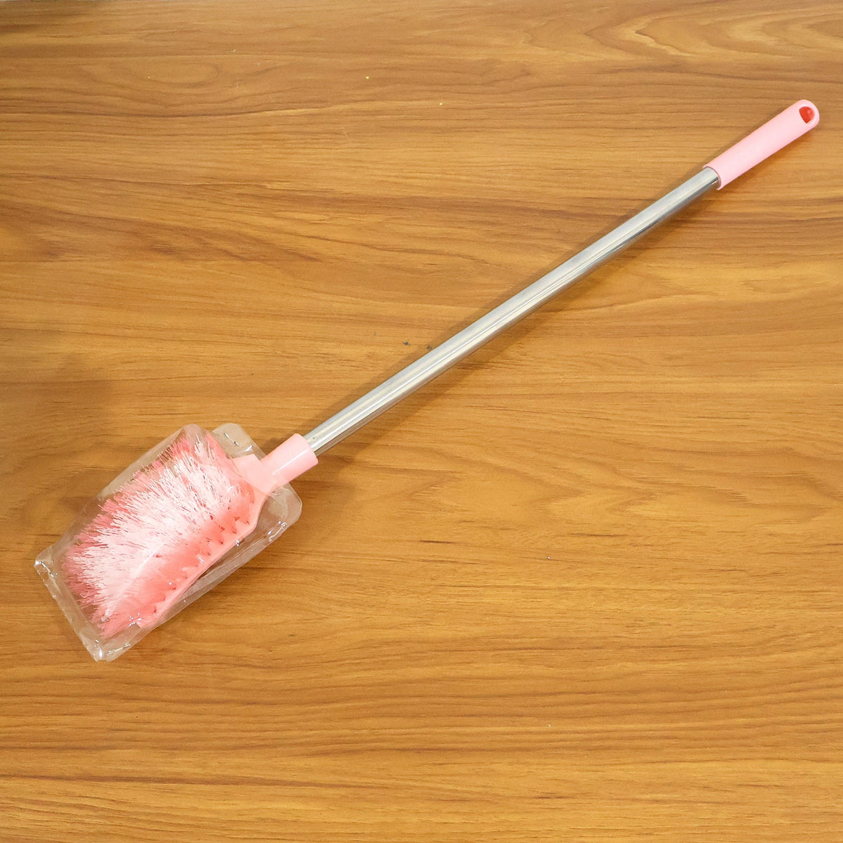Toilet Cleaning Brush – Long Handle, Ergonomic & Splash-Resistant