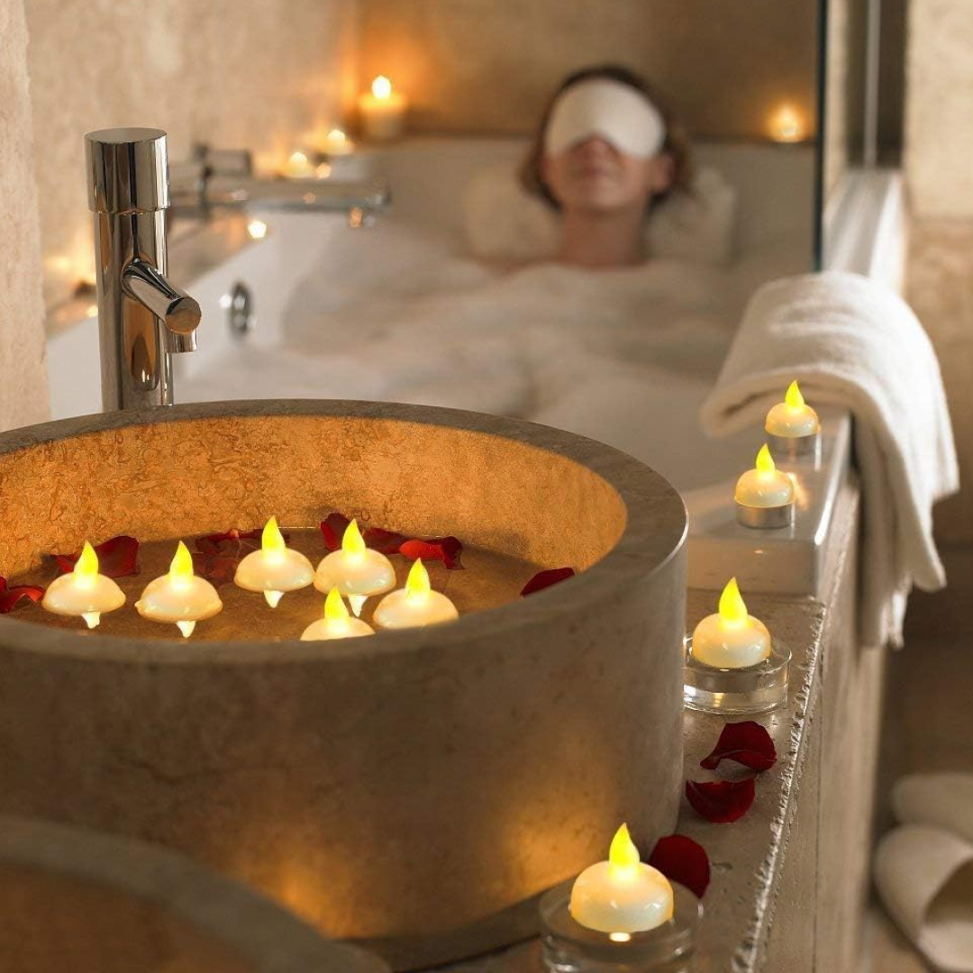 Flameless Floating Candles – Safe & Long-lasting Water Decor