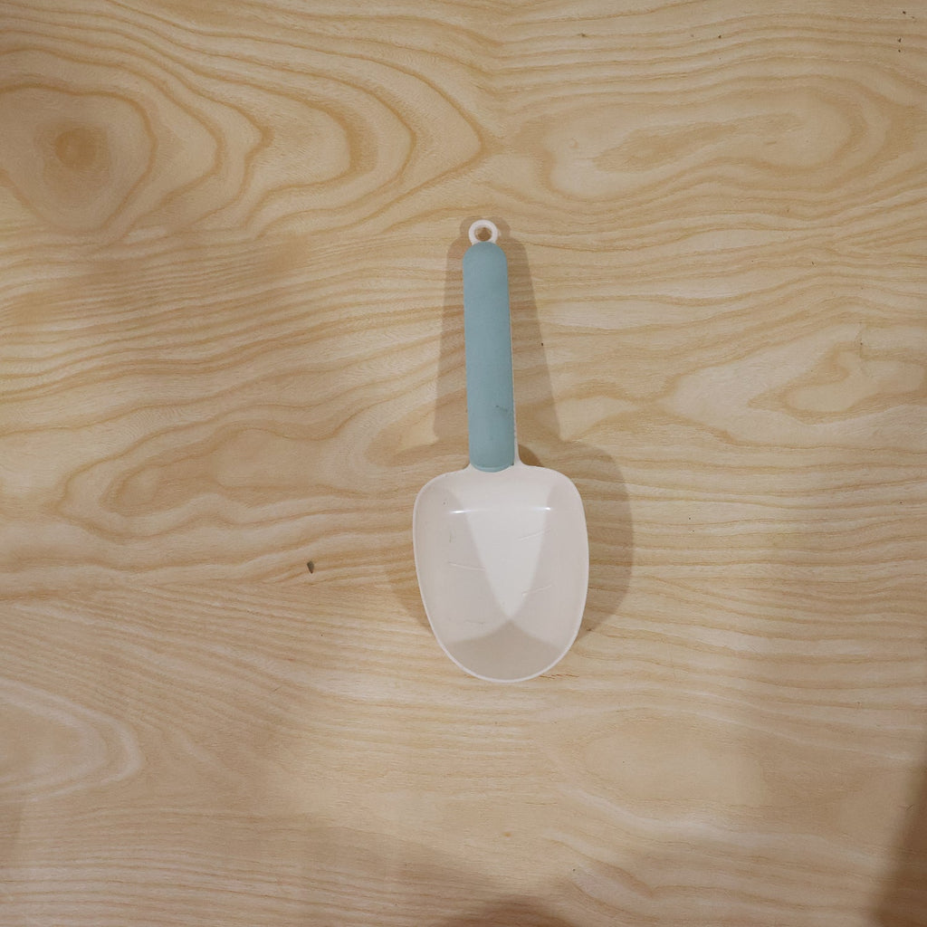 Plastic Measuring Spoon – Multi-Purpose Flour & Rice Scoop | Styleva