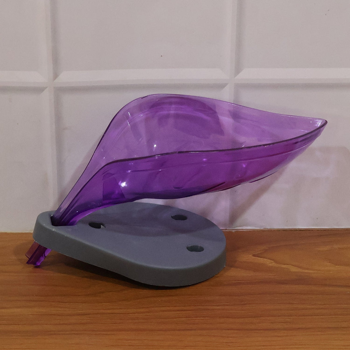 Leaf Shape Soap Tray – Self-Draining Holder | VelvetBubbles